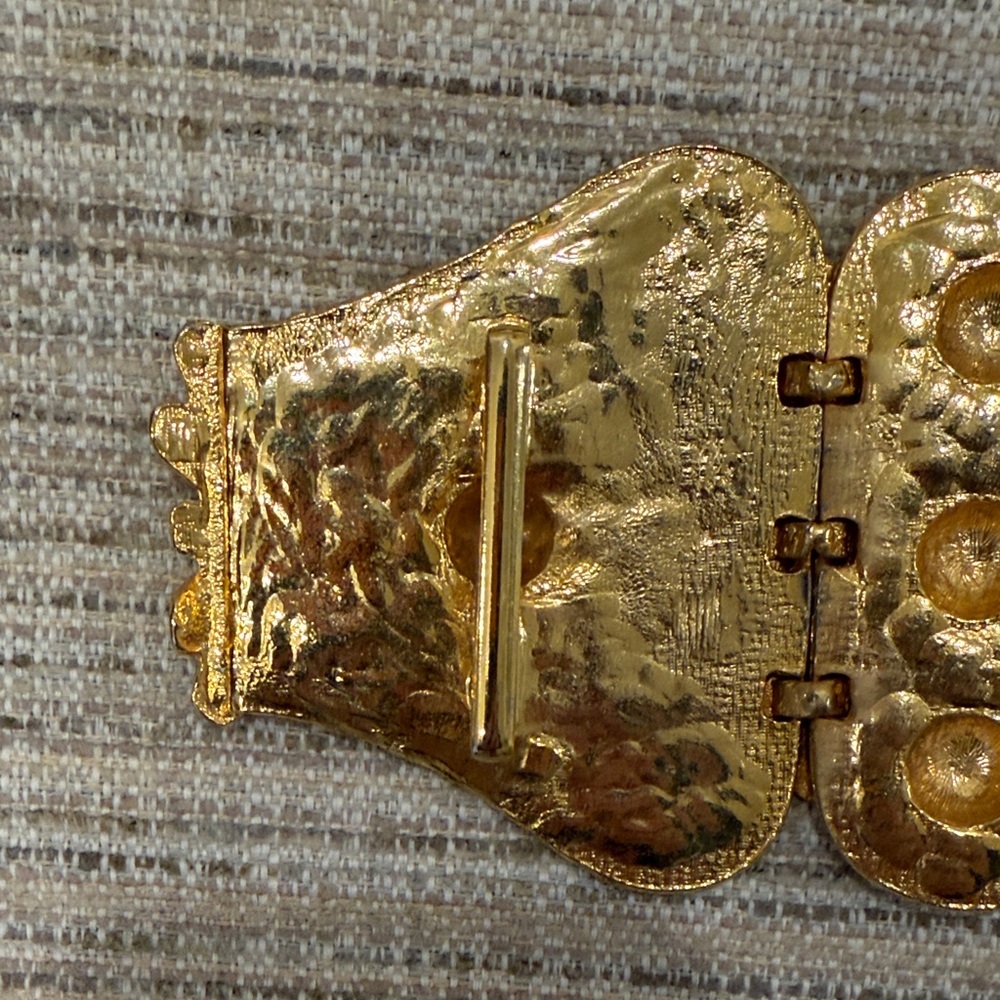 Vintage Ornate Gold Belt Buckle from 1960/70s’ - Picture 4 of 6